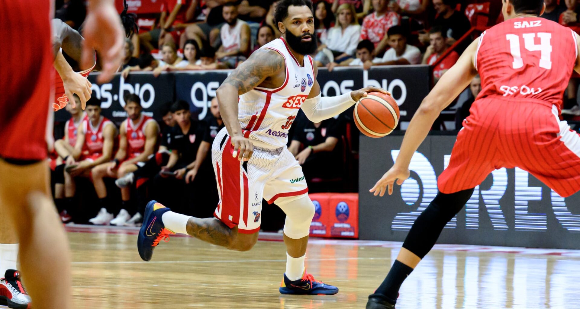 Nacional extend winning streak to five; SESI Franca take lead in Group D | FIBA Basketball