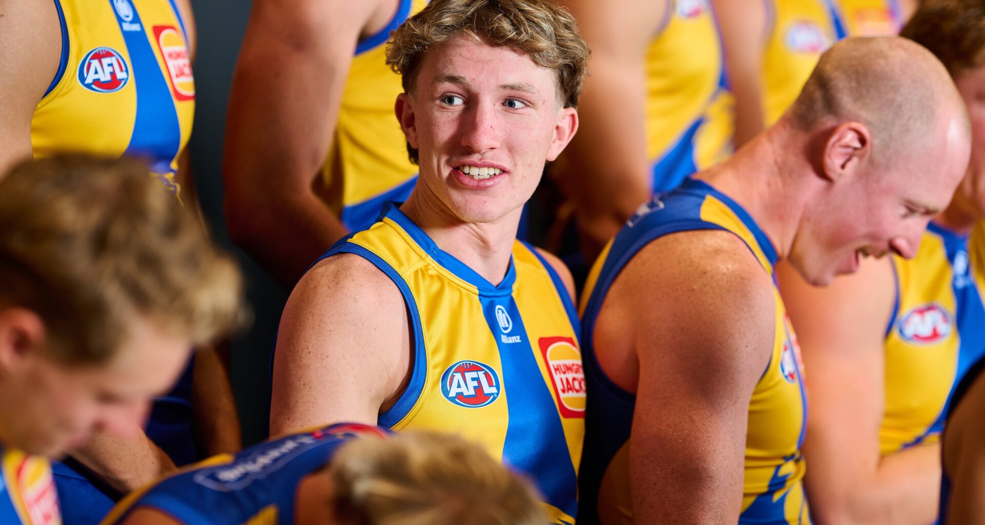 Brotherly banter alive as Duursma embraces expectations