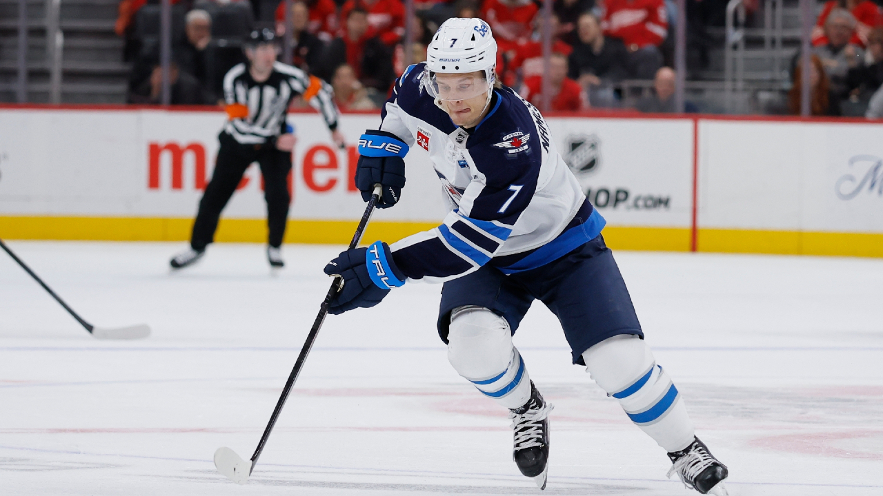 Jets' Vladislav Namestnikov, Mark Scheifele injured vs. Ducks