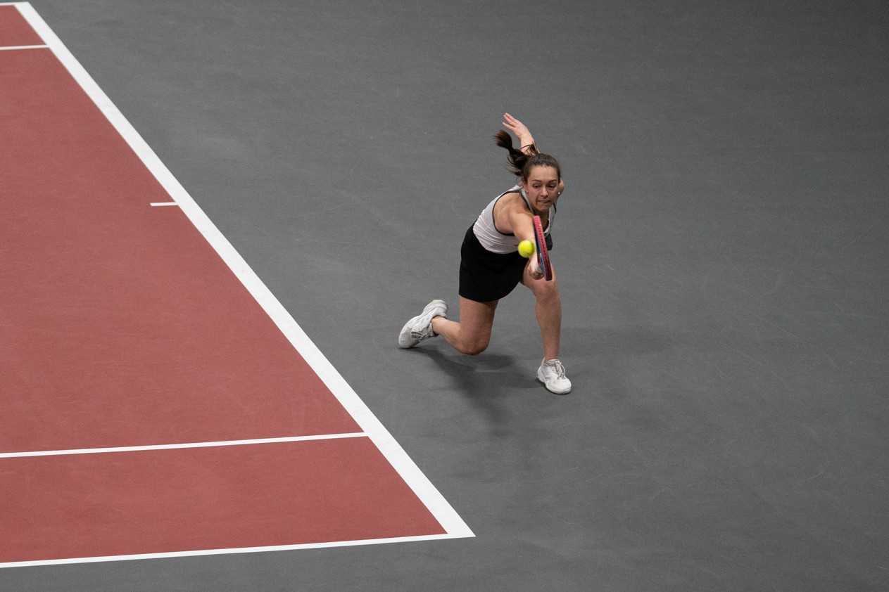 Women’s tennis edged 4-3 by Bradley – Northern Star