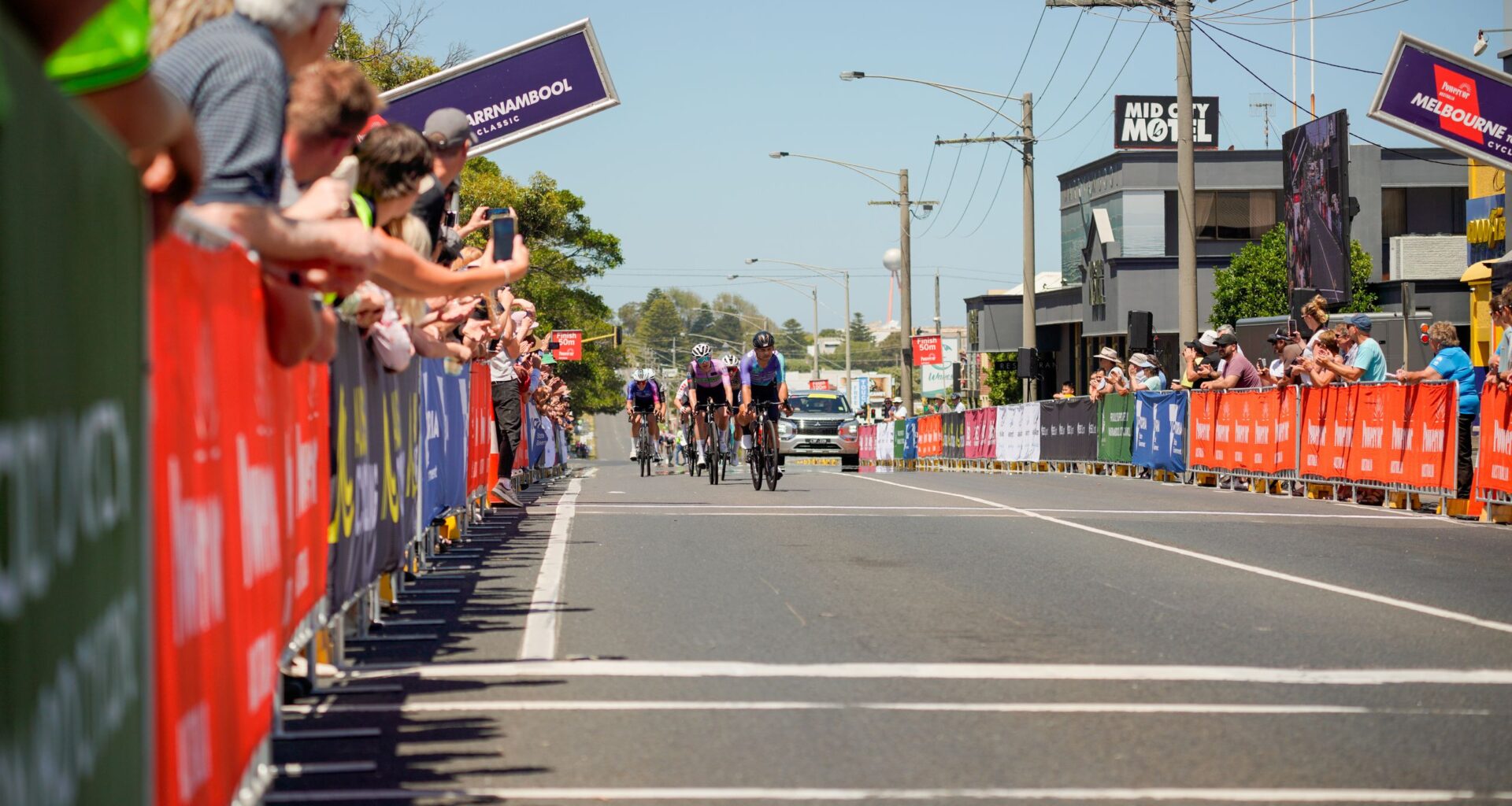 Melbourne to Warrnambool and Women's Warrnambool Cycling Classic rescheduled, bushfires cause two-week delay