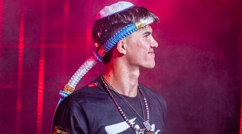 Israeli fighter Ahavat Gordon stops Turkish foe to stay perfect at UTMA 17