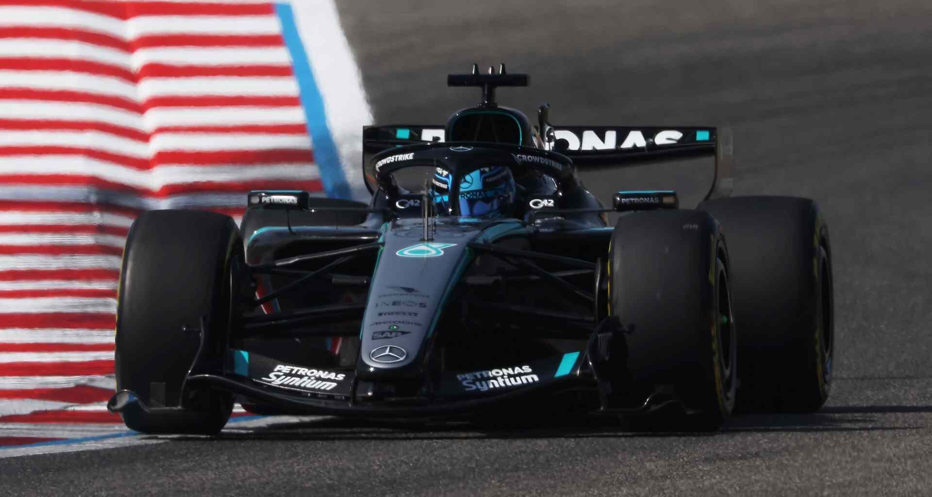 George Russell, Mercedes, Bahrain International Circuit, 2026 pre-season test