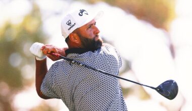 Jon Rahm Takes 1-Shot Lead at LIV Golf Adelaide After Bogey-Free Round 2