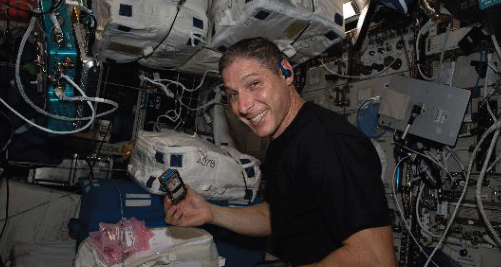 Scientists use microbes on ISS to extract valuable metals from meteorites
