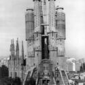 La Sagrada Familia construction progress, 1974. Image © Expiatory Temple of the Sagrada Família The Final Piece of Gaudí’s Sagrada Familia Central Tower Installed in Barcelona - Image 5 of 12