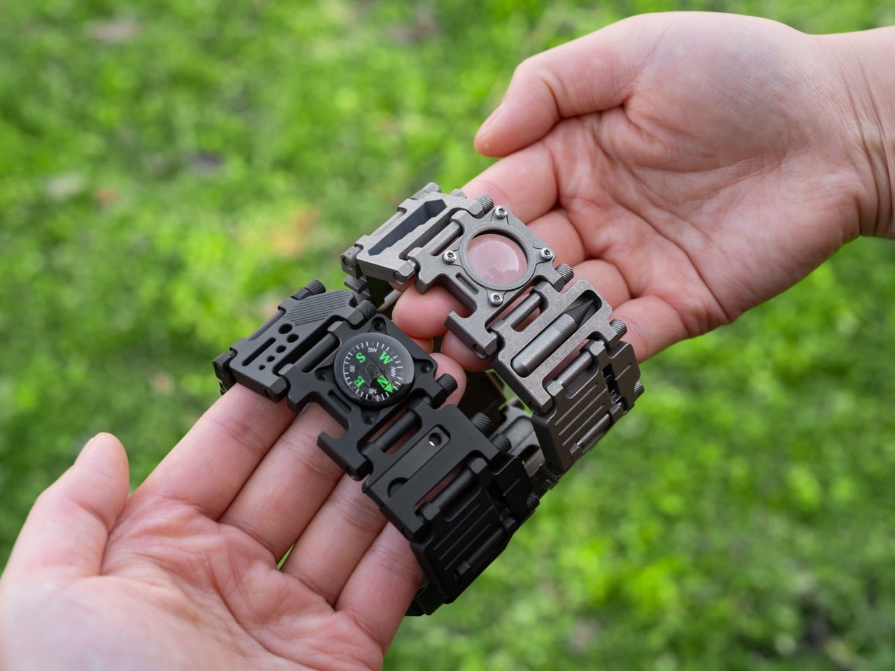 Forget bulky multitools, this titanium Apple Watch bracelet hides 24 EDC tools on your wrist