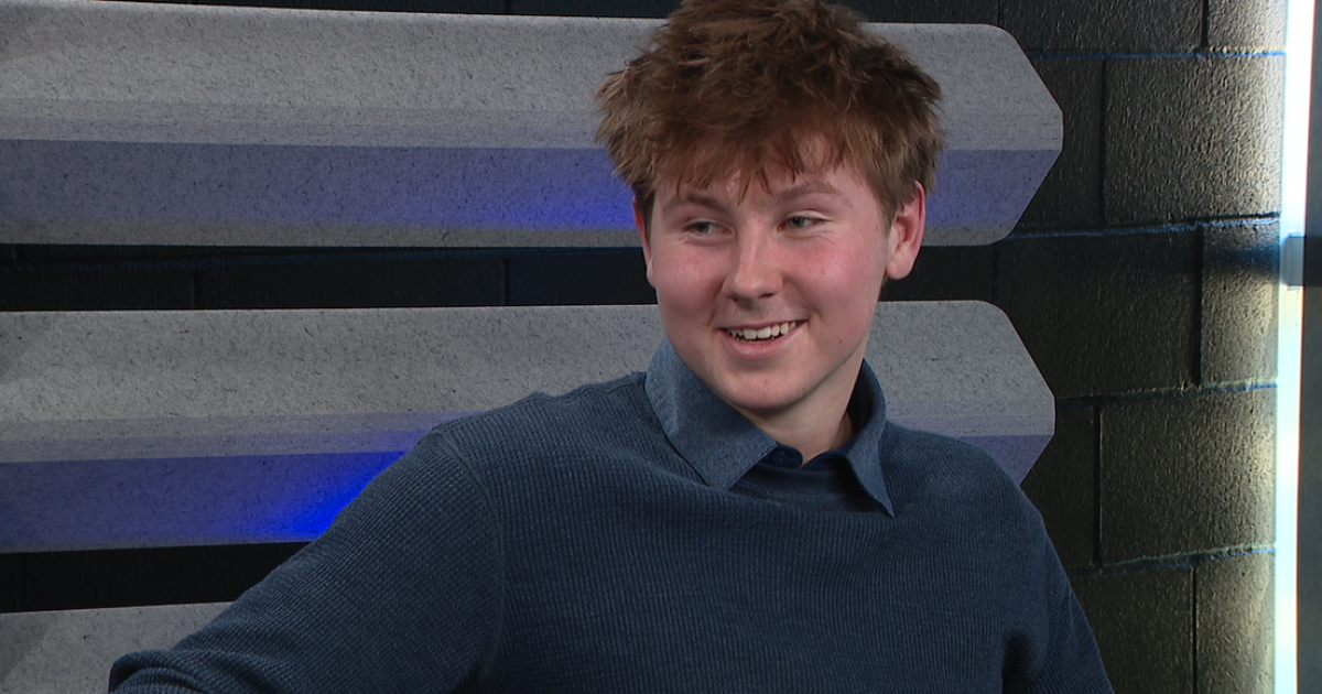 With MLB scouts watching closely, Moeller's Matt Ponatoski prepares for college