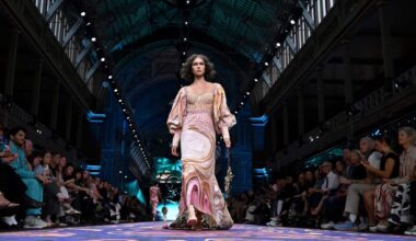 AUSTRALIA EXPLAINED - INDIGENOUS FASHION