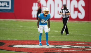 Former Chargers safety Nasir Adderley says he will end his retirement, return to NFL