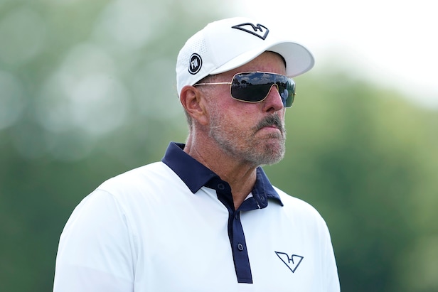 Phil Mickelson cites 'family health matter' for pulling out of LIV Golf Adelaide – Australian Golf Digest