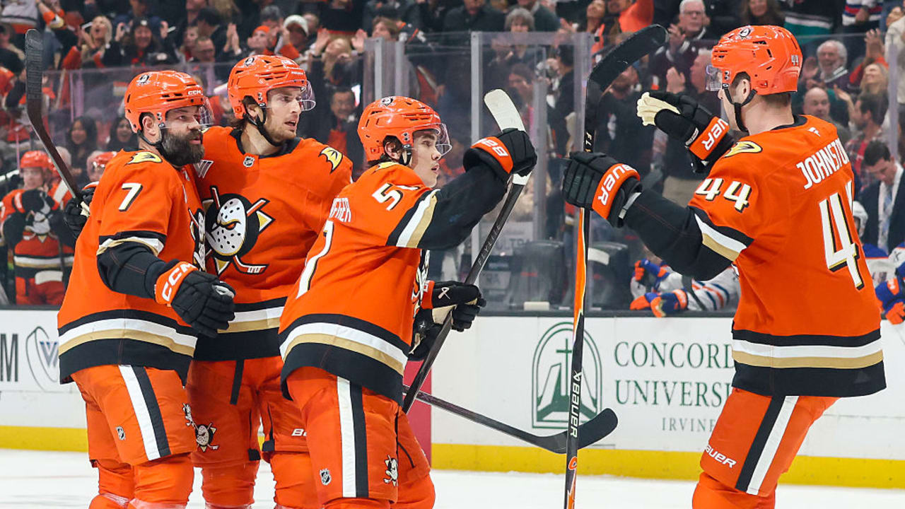 Zellweger Makes it 4-4 | Anaheim Ducks