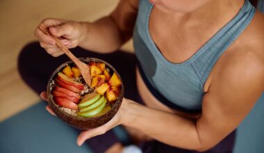 I’m a registered dietitian and here are the 9 healthy foods I actually eat to keep my heart strong