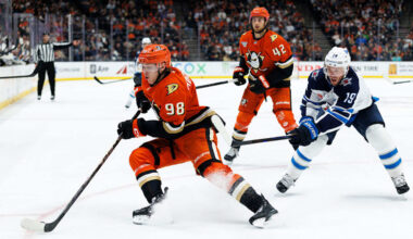 Mintyukov Ties the Game | Anaheim Ducks