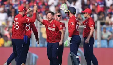 Mujeeb Magic leaves Rachin bamboozled