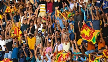 star-sports-on-dark-background