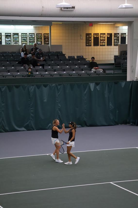 Women’s tennis bested at home versus North Carolina Charlotte