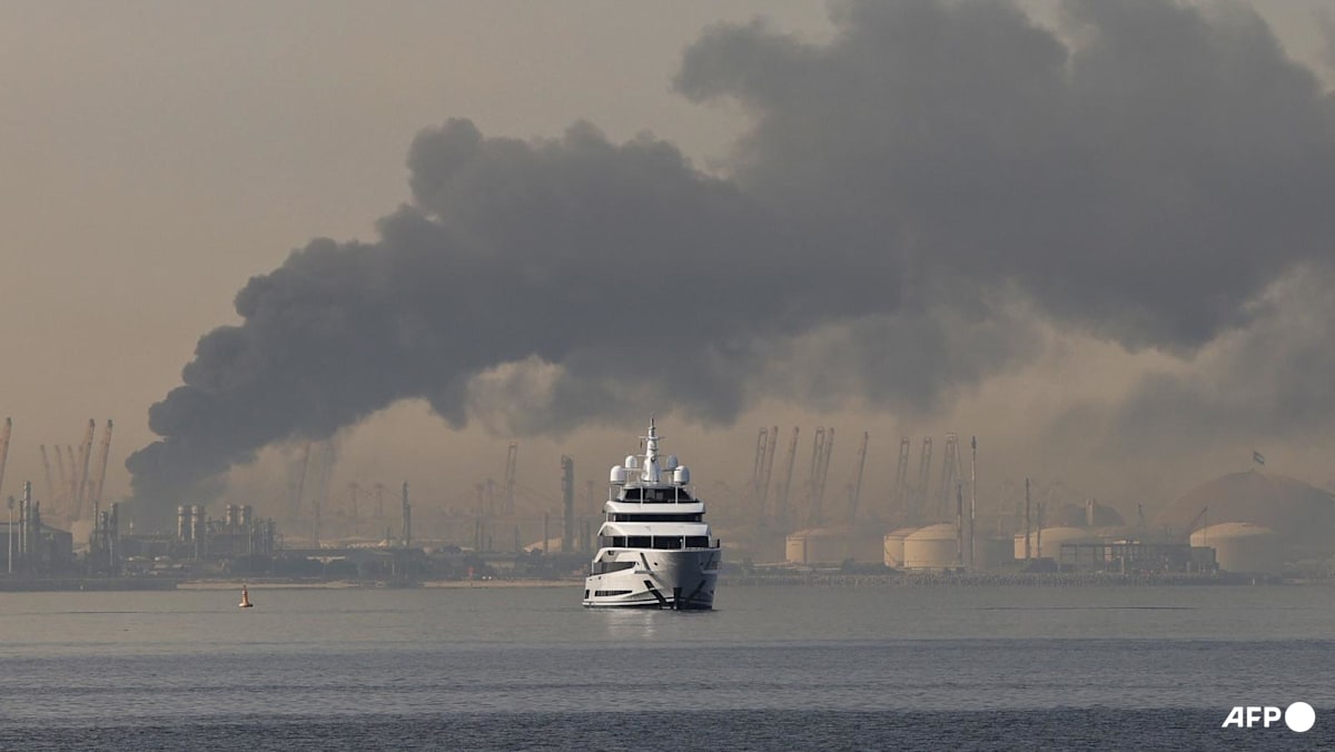 Kuwaiti loaded oil tanker ablaze in Dubai Port after Iranian attack, no casualties