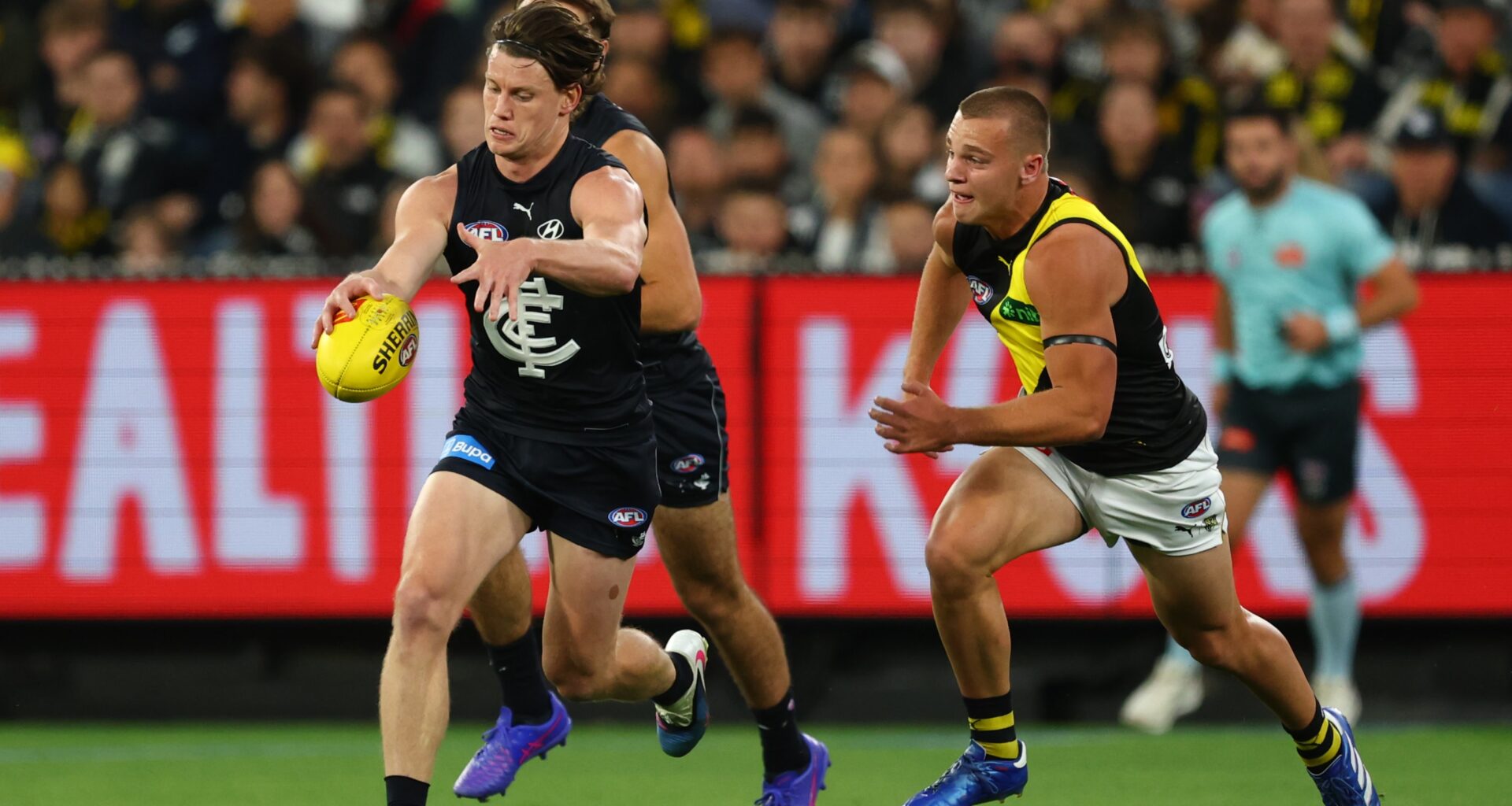 AFL coaches' votes: Walsh's perfect night