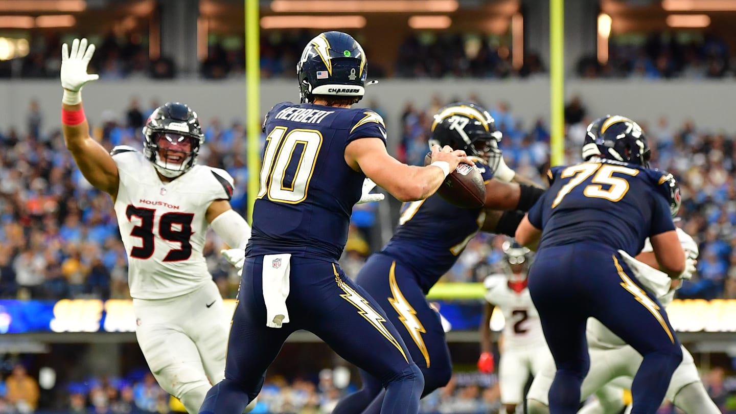 NFL Free Agency Grades Say Chargers Boast Top 10 Roster