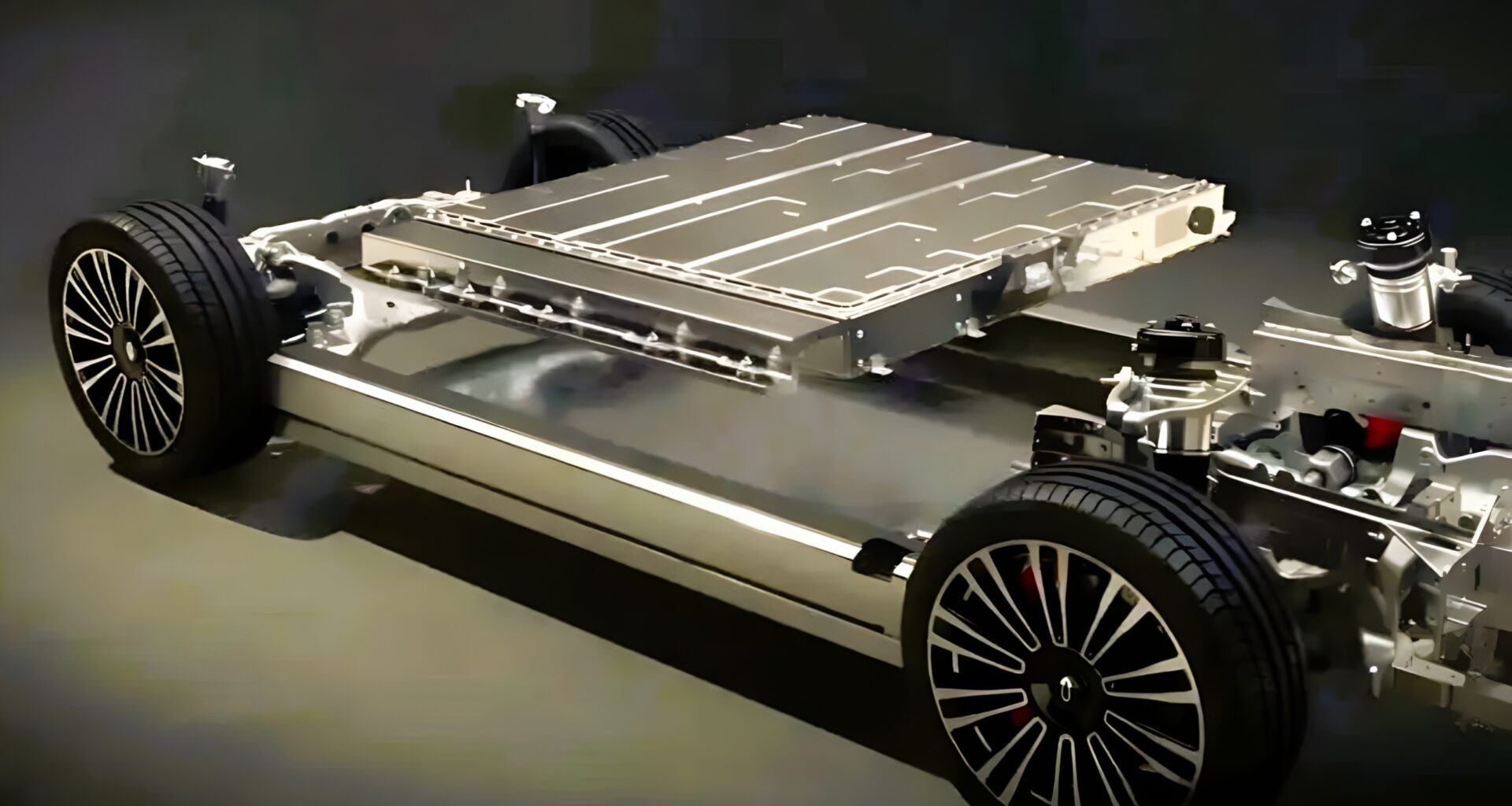 Short Blade (8C Flash) vs Long Blade (210 Wh/kg)