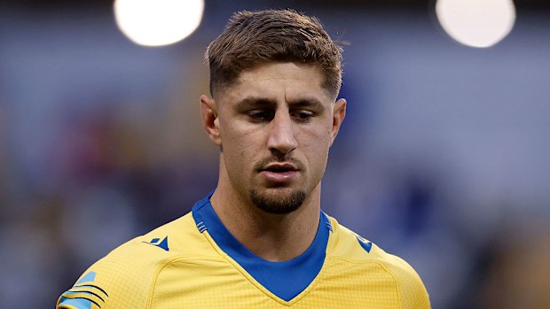 Zac Lomax of the Eels warms up.