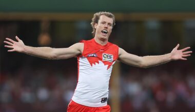 Round 1 live updates, scores, blog, stats, start time AEDT, how to watch and stream, latest news