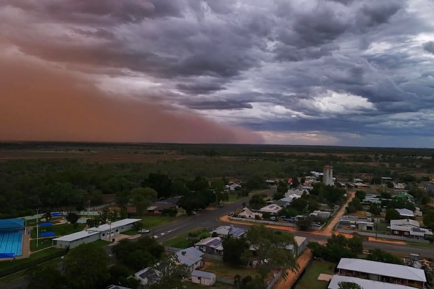 Dust storm approaching