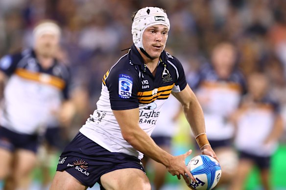 James O’Connor has been keeping a close eye on Brumbies playmaker Declan Meredith.