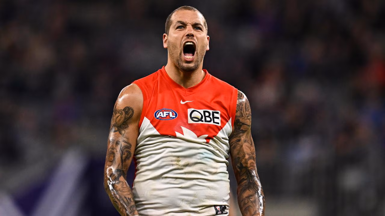 AFL champion Lance Franklin has revealed his plans for a shock footy comeback
