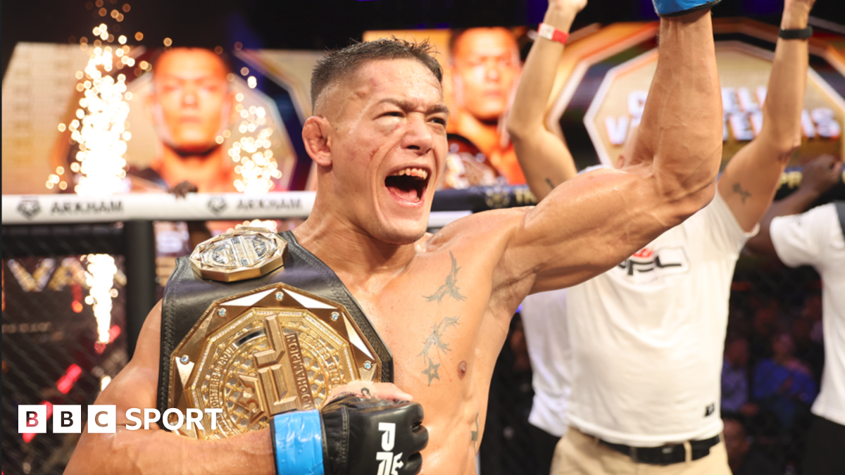 Costello van Steenis celebrates beating Johnny Eblen in July