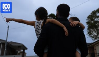 Iranian political refugee who risked his life at Bondi faces deportation