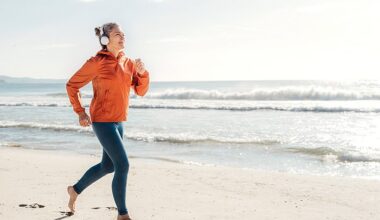 Middle-aged women who exercise regularly could have a substantially lower risk of early death than those who do not, a study has found