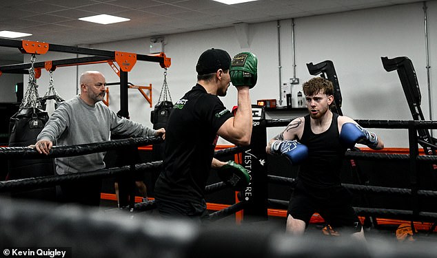 Muston has had 12 fights since his transplant, winning 10 of them and collecting two national titles