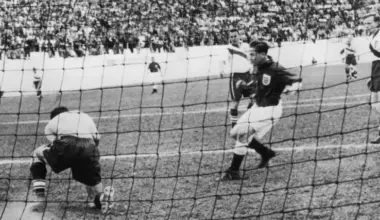 SN 140 Moments: No. 109 - United States shocks heavily-favored England 1-0 in 1950 World Cup  image