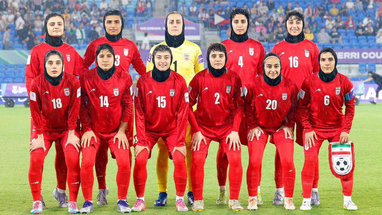 Iranian women’s football team claim asylum in Australia, become refugees, Middle East conflict, response from Iranian Football Federation, latest news