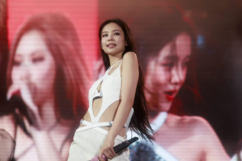 BLACKPINK's JENNIE Drops Expanded 'Ruby (The Complete Collection)'