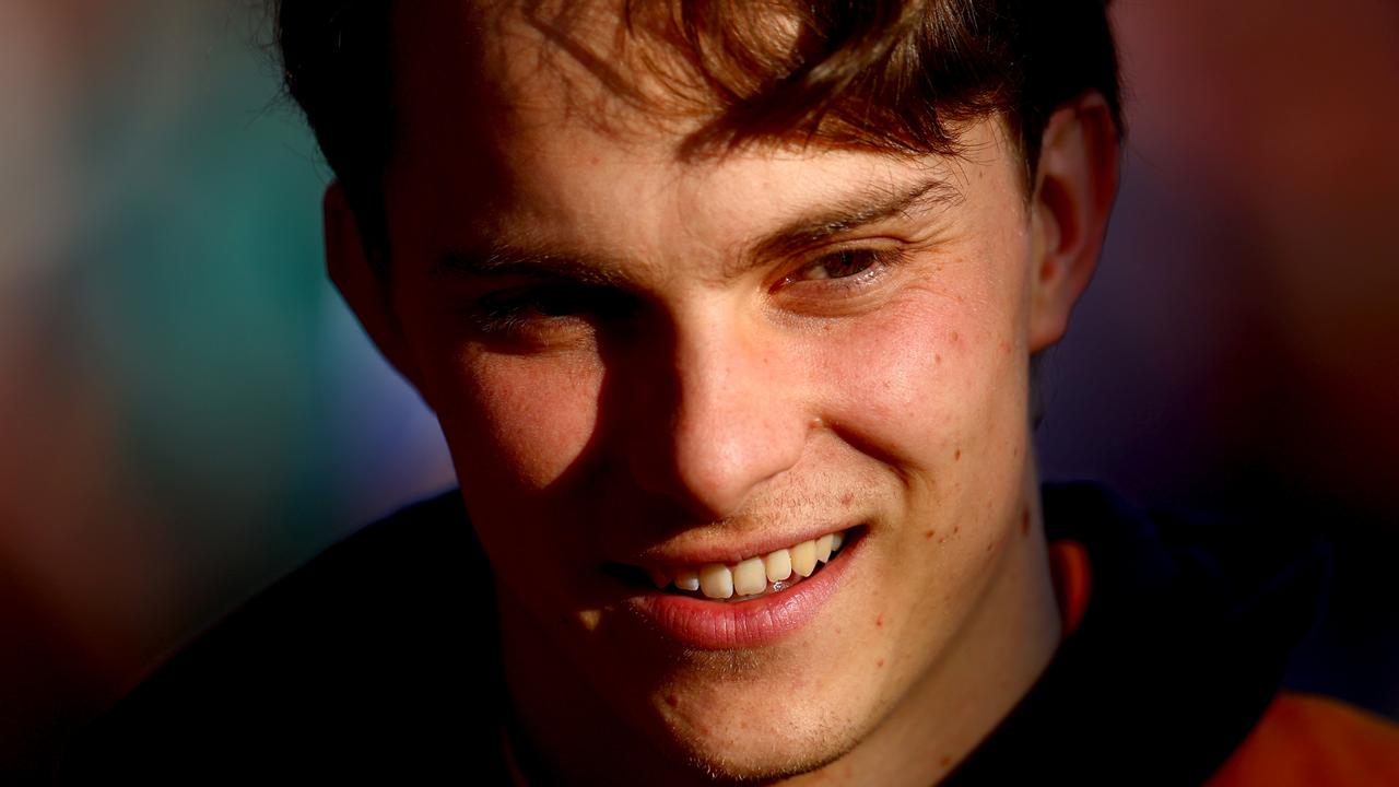 Oscar Piastri fastest in Friday practice, McLaren position, who was quickest in regulation changes, Red Bull, Lewis Hamilton, Franco Colapinto near miss