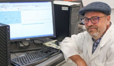 Cell-inspired sensor paves way to real-time health, News, La Trobe University