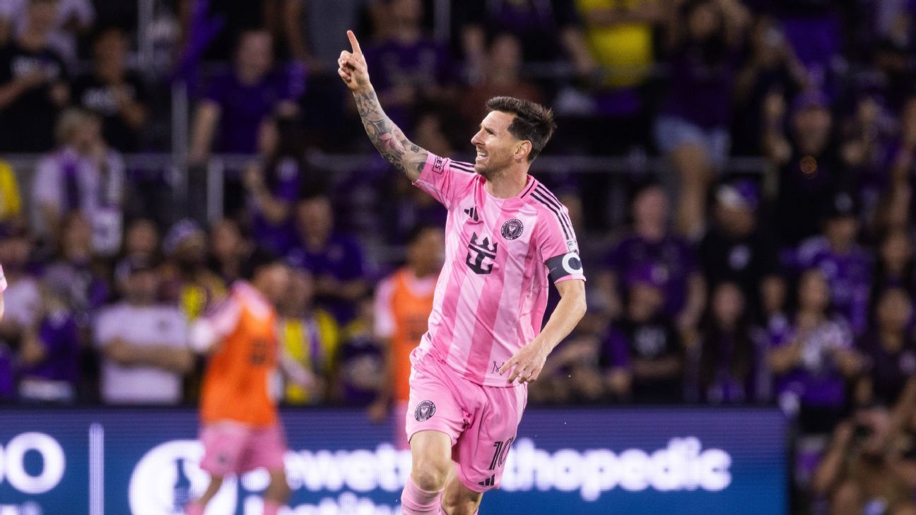 Stats: Messi nears 900, Ronaldo's 35th penalty miss, Yamal creates Barca history with hat-trick