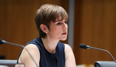 Reserve Bank defends tactics, says 200,000 more people would be out of work with aggressive hikes