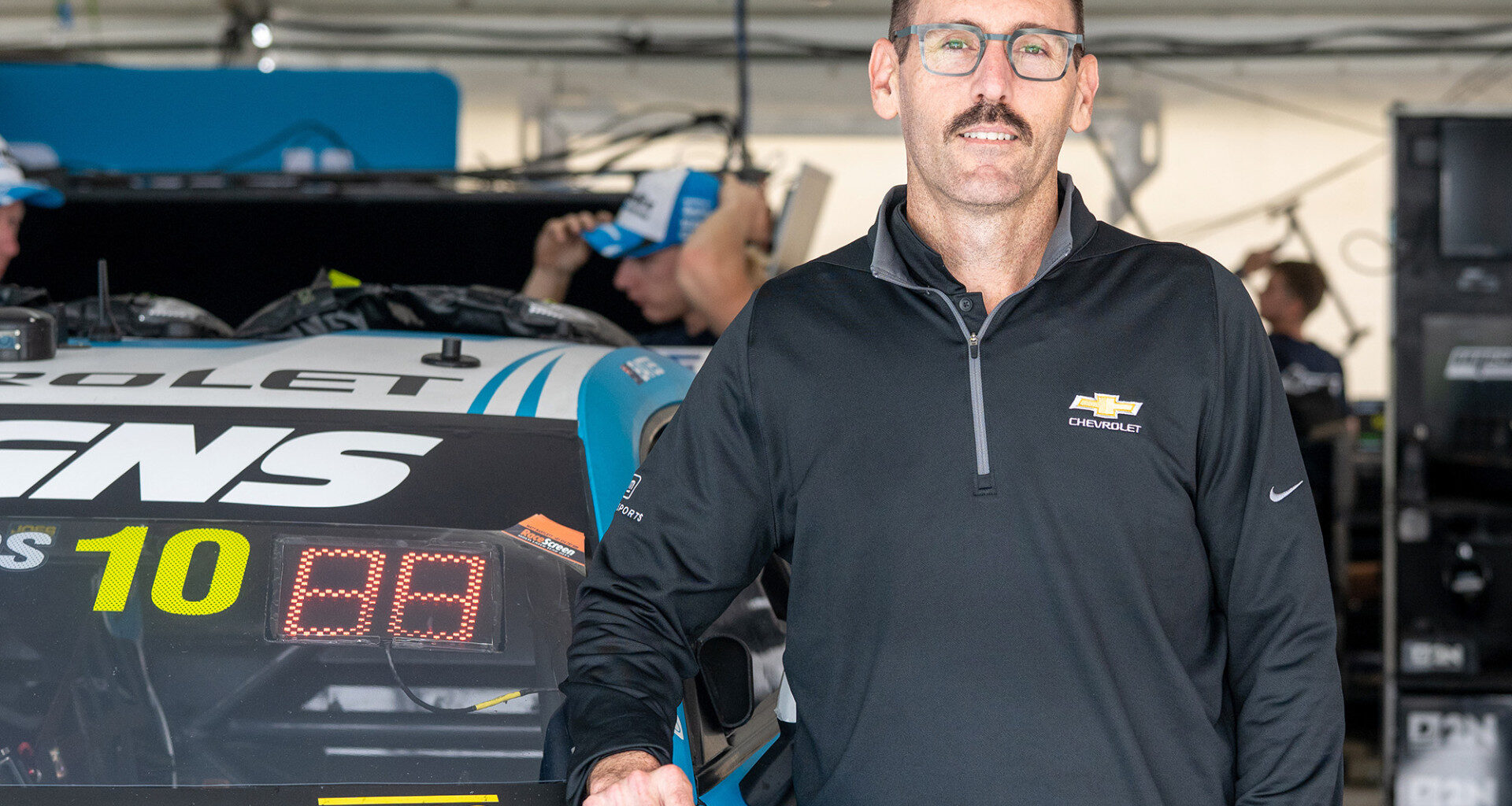 Exiled tech chief Jeromy Moore returns to Supercars paddock