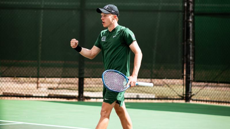 Men’s Tennis Dominates Against Pacific