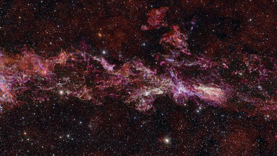 Astronomers capture the most detailed image yet of our galaxy’s center