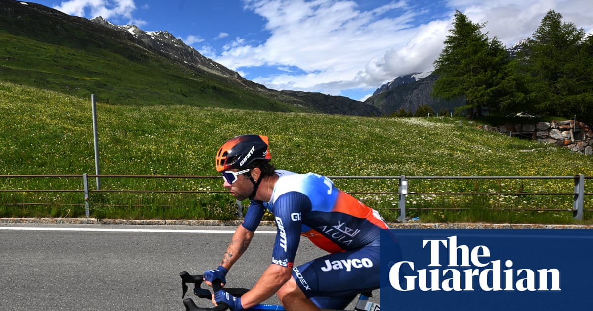 Australian cyclist Michael Matthews breaks both wrists in horror training crash | Cycling