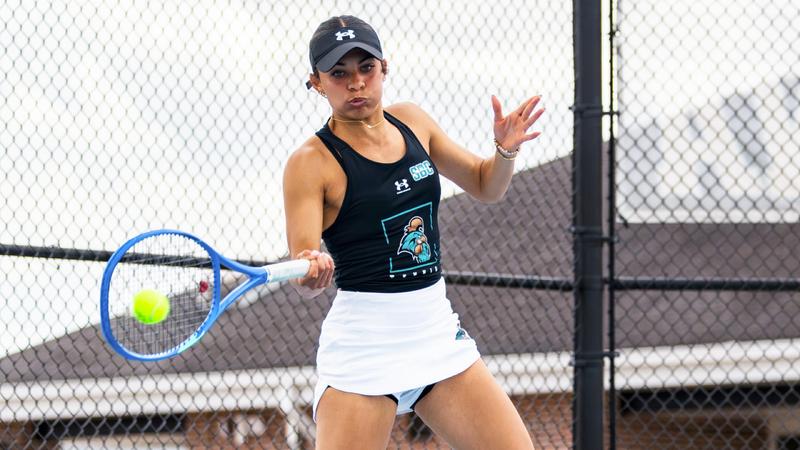 Women's Tennis Set For Two Road Matches