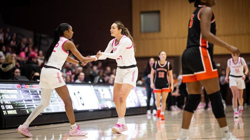 Women’s Basketball Closes Regular Season with Trip to New York City