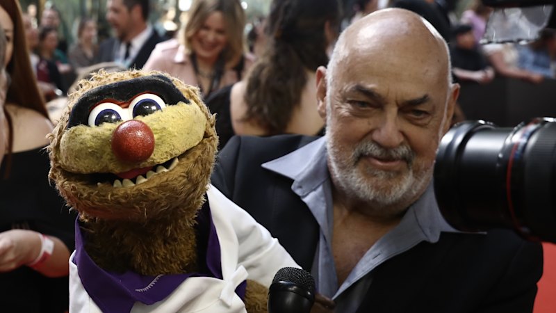 Iconic Brisbane radio personality dies, aged 75