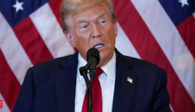 US to reinsure maritime losses in Gulf up to about $20 billion, agency says