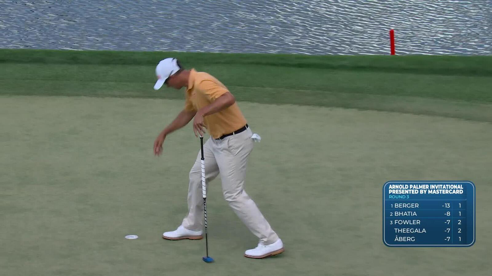 Adam Scott holes out 20-foot birdie putt on No. 8 at Arnold Palmer